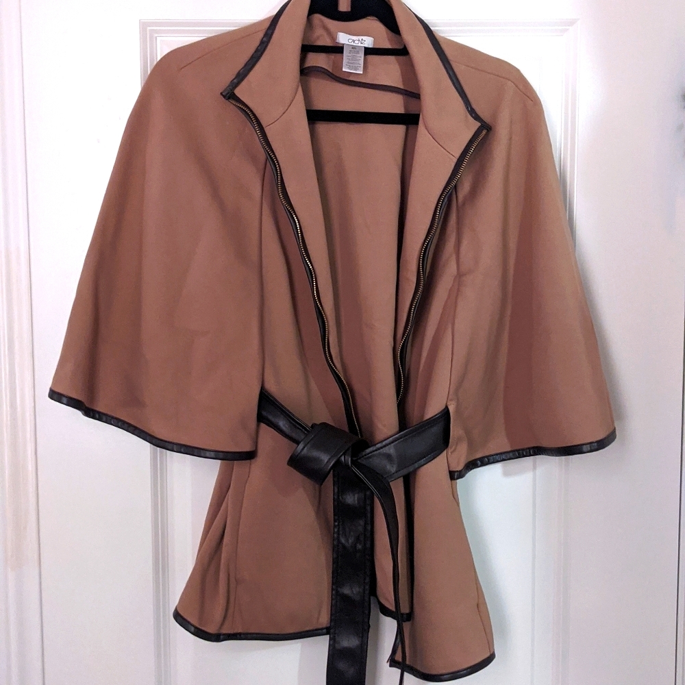 Smart jacket with leather detail